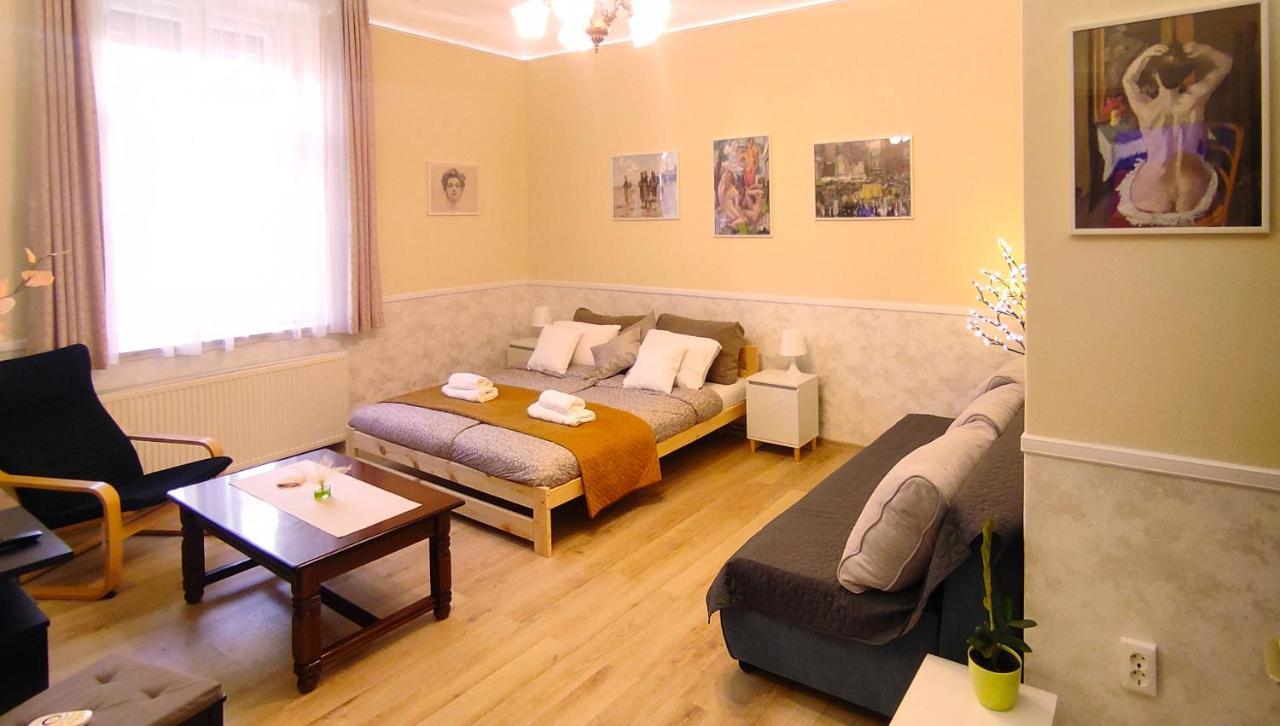 Center Apartman 세게드 외부 사진